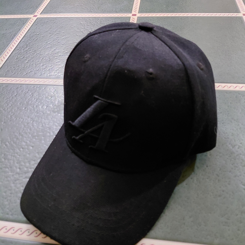 All-Black LA Baseball Hat with Raised Logo